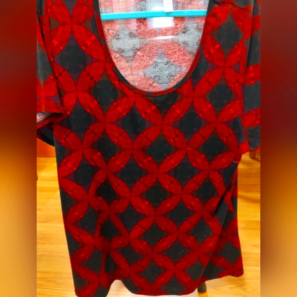 LuLaRoe Classic T